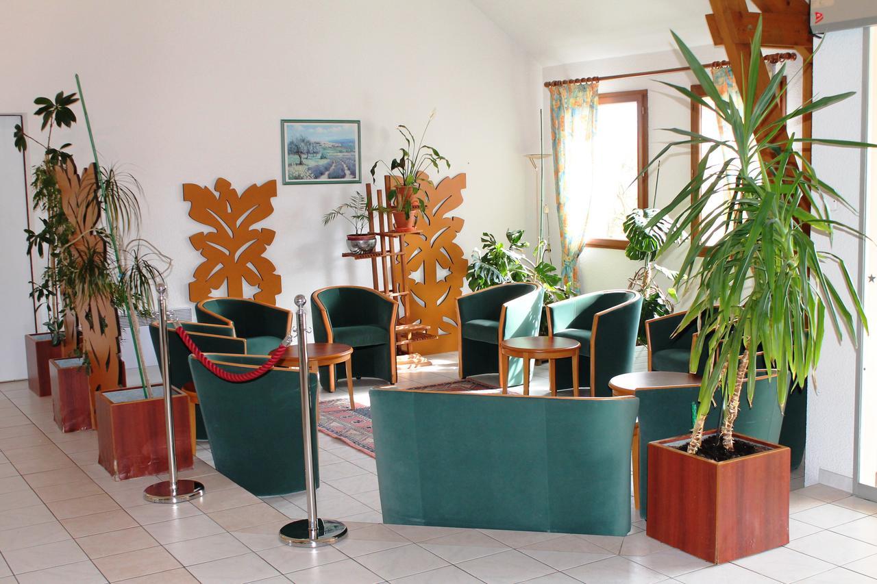 Logis Hotel Restaurant De L'Abbaye Ferrieres-en-Gatinais Εξωτερικό φωτογραφία